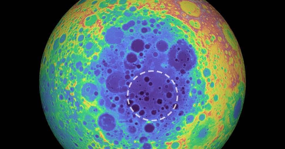Аномалию на южном полюсе Луны связали с остатками древнего астероида
