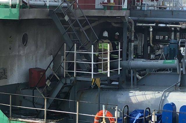 На танкере в Махачкале ликвидировано открытое горение