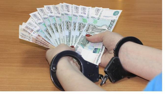 В Ленобласти за получение взятки задержали начальника отдела противодействия коррупции