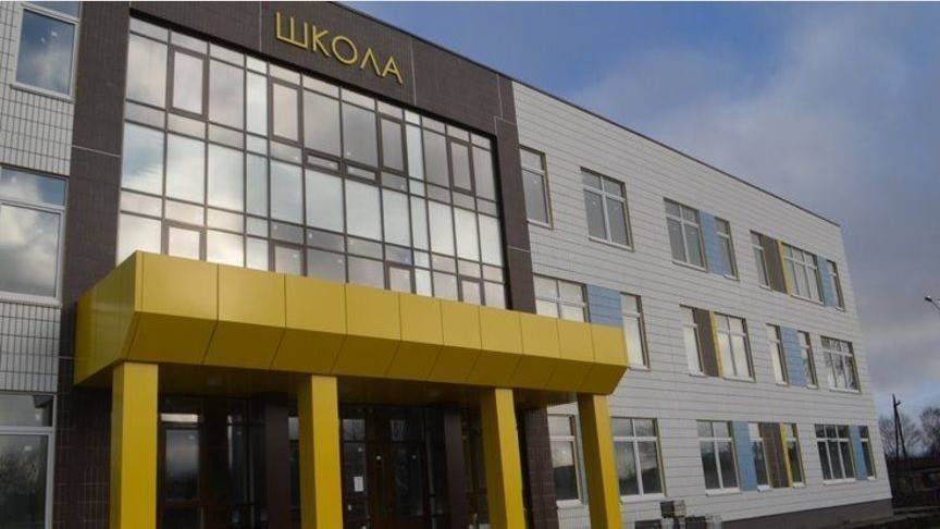 Новая школа в Зуевке откроет свои двери 1 сентября