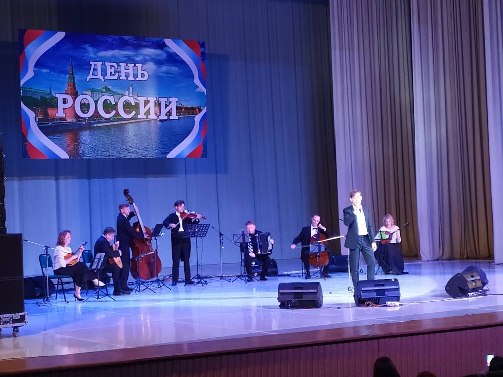 В Ташкенте прозвучал «серебряный голос России» | Вести.UZ