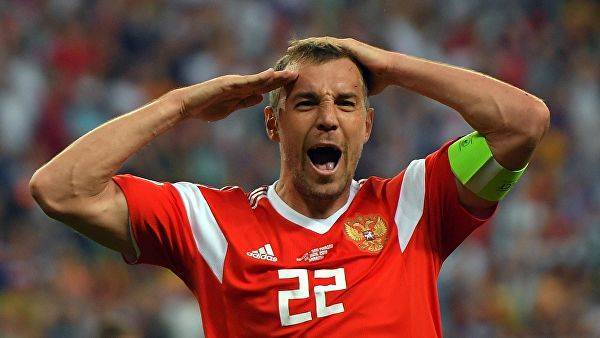 «Дзюба — такой лапочка!»: безграничная любовь к сборной России на Волге