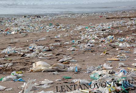 Тель-Авив третий в рейтинге по выбросам пластика на берег