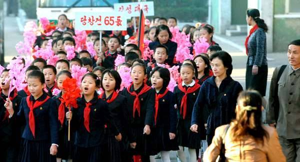 До чего доводит классический коммунизм - девушка из Северной Кореи о жизни в своей стране