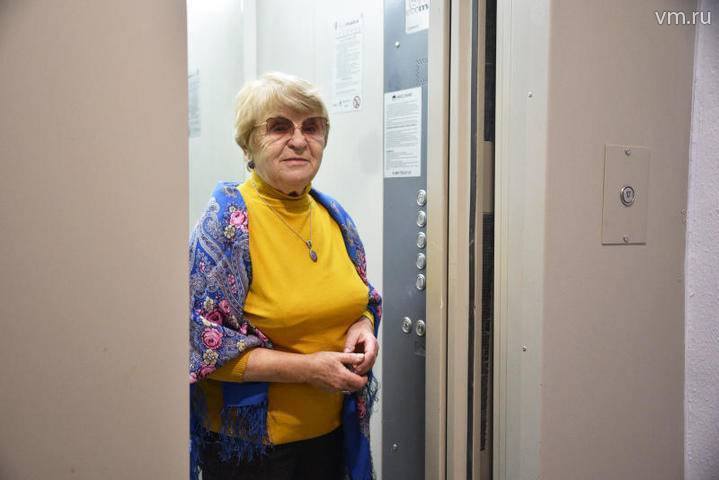 Более 130 лифтов заменят в домах на севере Москвы