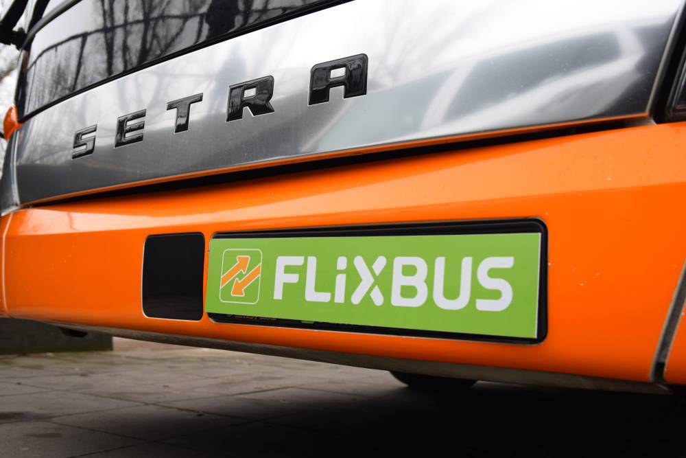 FlixBus начал возить из Европы в Украину по цене от 5 евро