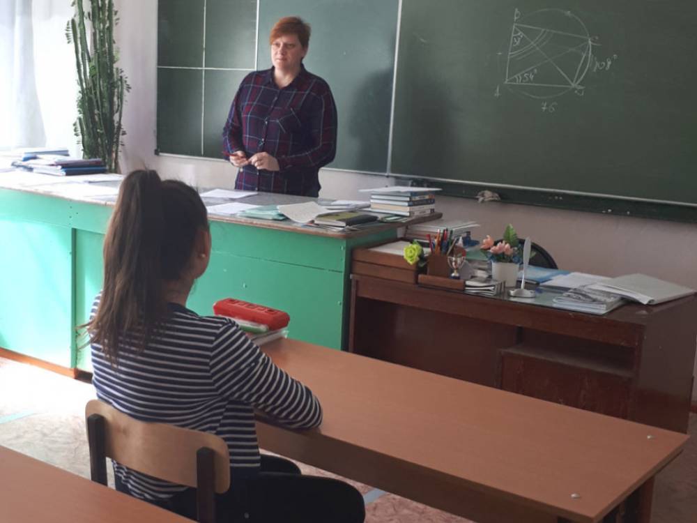 Чиновники заявили о необходимости закрыть почти 30% сельских школ Украины