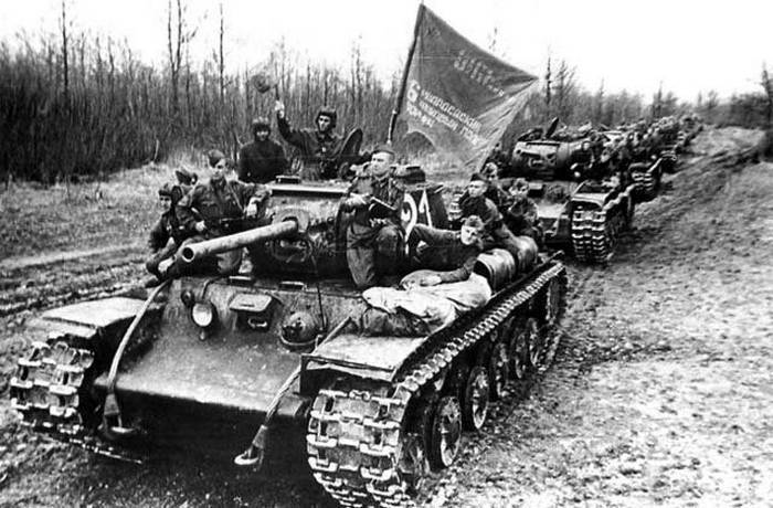 «Сирены Полубоярова»: почему солдаты Гитлера испугались «воющих танков» | Русская семерка