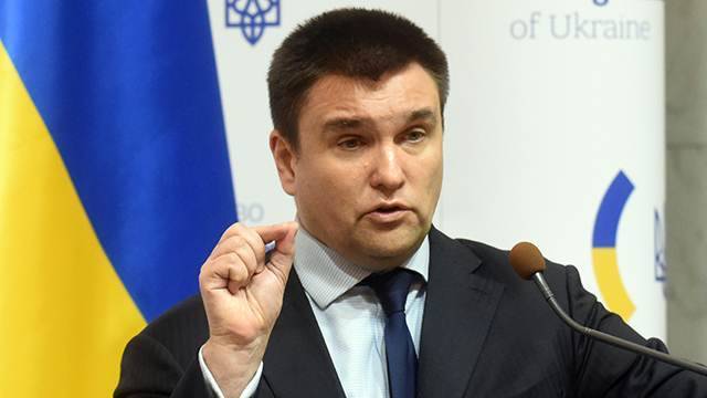 Искренне прошу поддержать: Климкин снова просит об отставке с поста главы МИД Украины