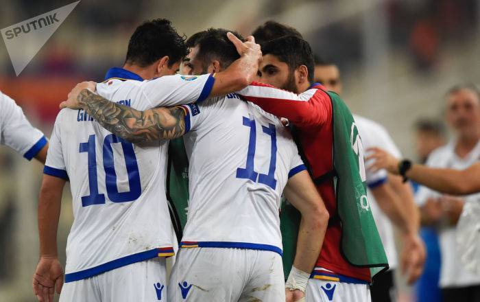 Армянские футболисты продолжили победную серию на отборе Евро-2020, Греция повержена