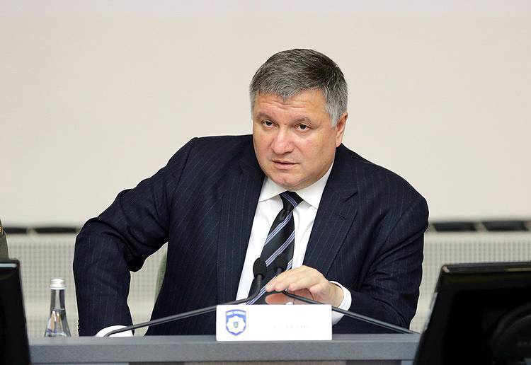 Аваков представил американской делегации стратегию «деоккупации» Донбасса
