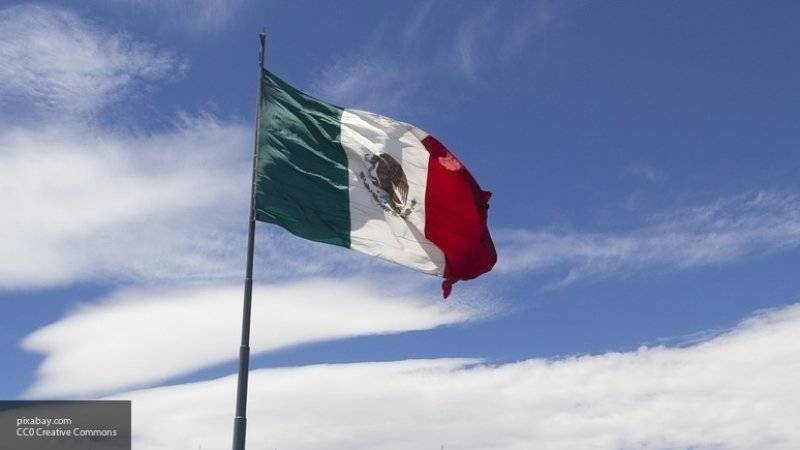 Мексика может предложить США "третью безопасную страну" для мигрантов