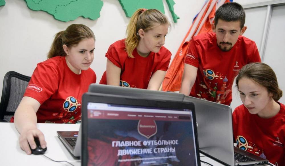 В Петербурге откроют Центр подготовки городских волонтеров Чемпионата Европы по футболу UEFA 2020