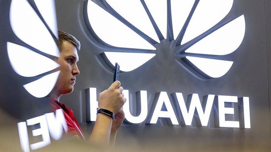 Huawei выпустила 1 млн смартфонов с собственной ОС