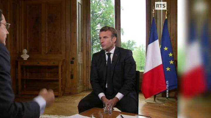 Президент Франции ожидает "стратегической дискуссии" с Москвой