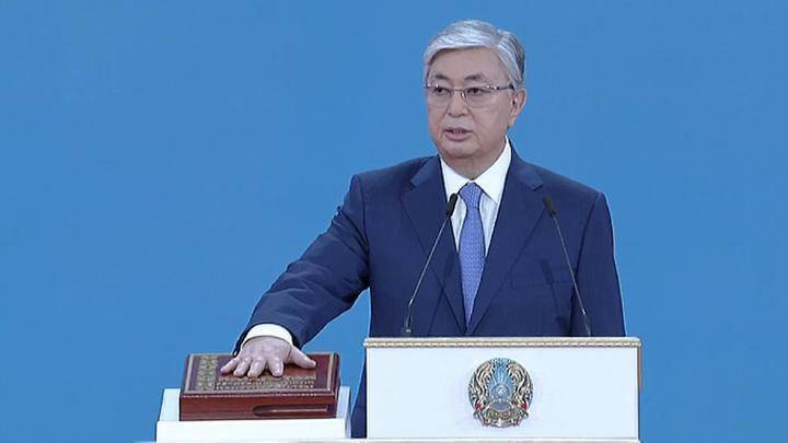 Избранный президент Казахстана вступил в должность