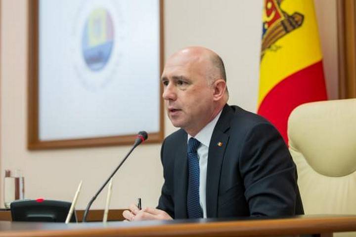 Правительство молдавских демократов отказывается передавать власть законному кабмину
