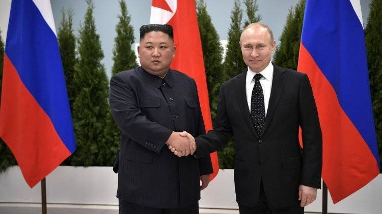Ким Чен Ын поздравил Владимира Путина и россиян с Днем России