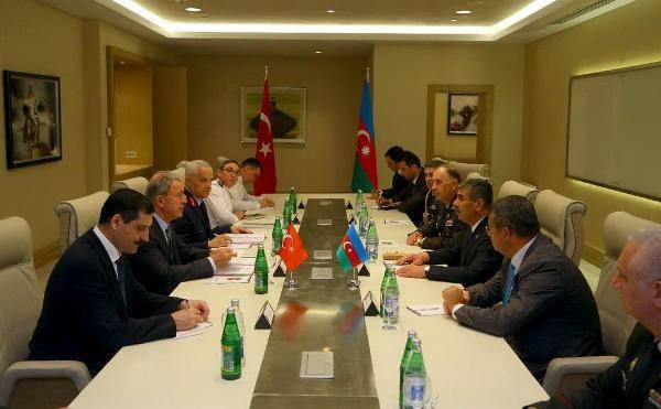 В Габале прошли встречи глав Минобороны Азербайджана, Турции и Грузии