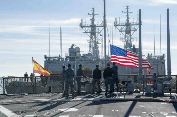 США увеличивают военное развертывание на морской базе Рота в Испании