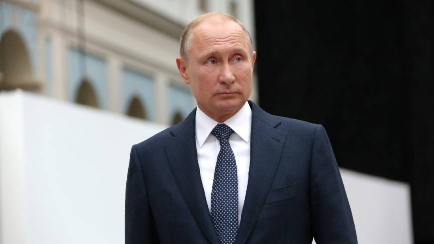 Путин в День России вручил Госпремии ученым и деятелям культуры
