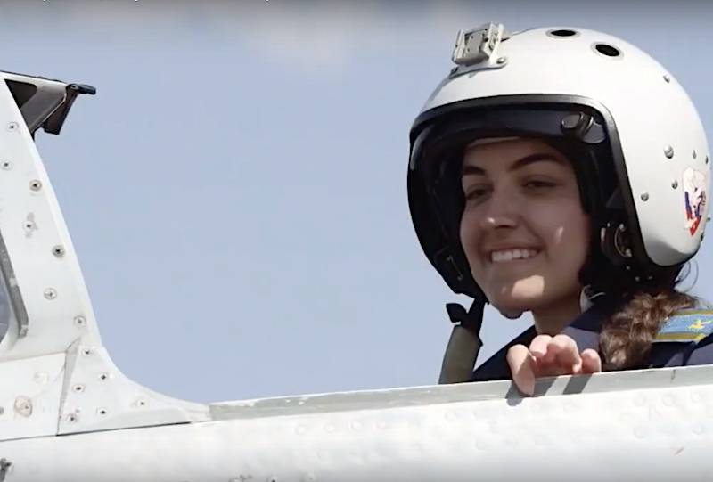 Российские военные летчицы смогут стать пилотами истребителей