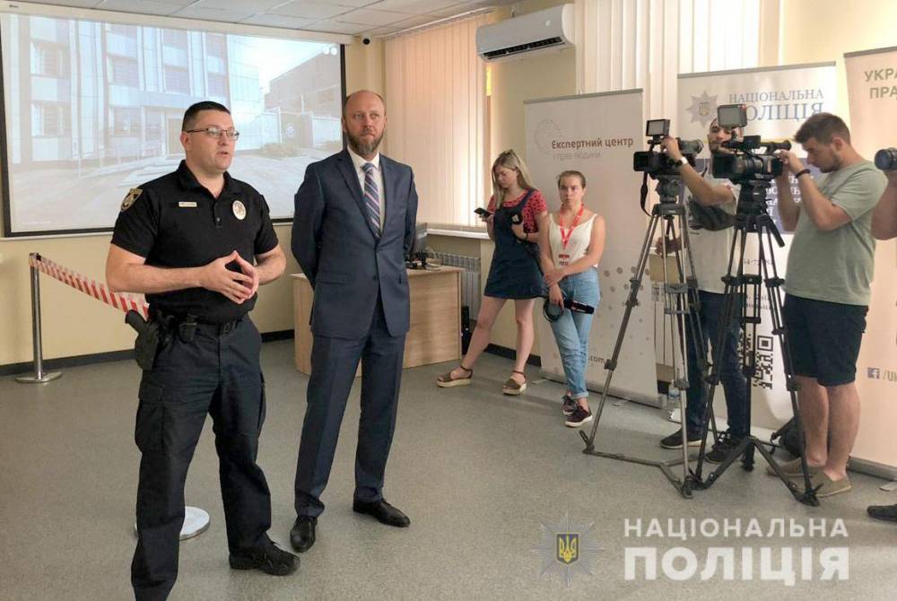 В Днепре открылся первый в Украине тренинговый центр по подготовке инспекторов по соблюдению прав человека