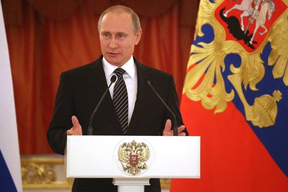 Путин вручает в Кремле премии за достижения в области культуры и науки