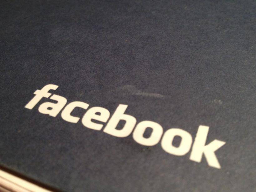 Facebook предложил заработать на сведениях о любимых приложениях