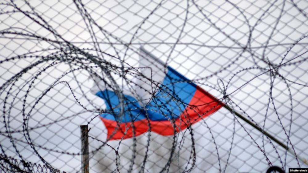 Страны ЕС продлили санкции за аннексию Крыма еще на год