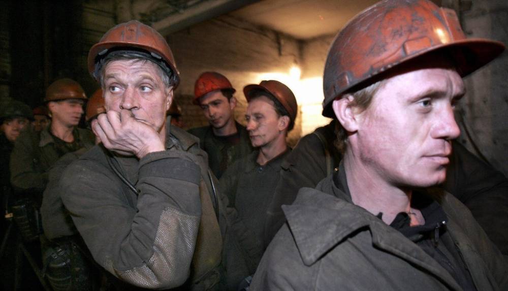 Украинские шахтеры грозятся добраться до Зеленского