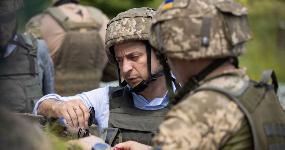 ВСУ будут отвечать жестко: Зеленский отреагировал на обстрел из артиллерии украинских позиций на Донбассе
