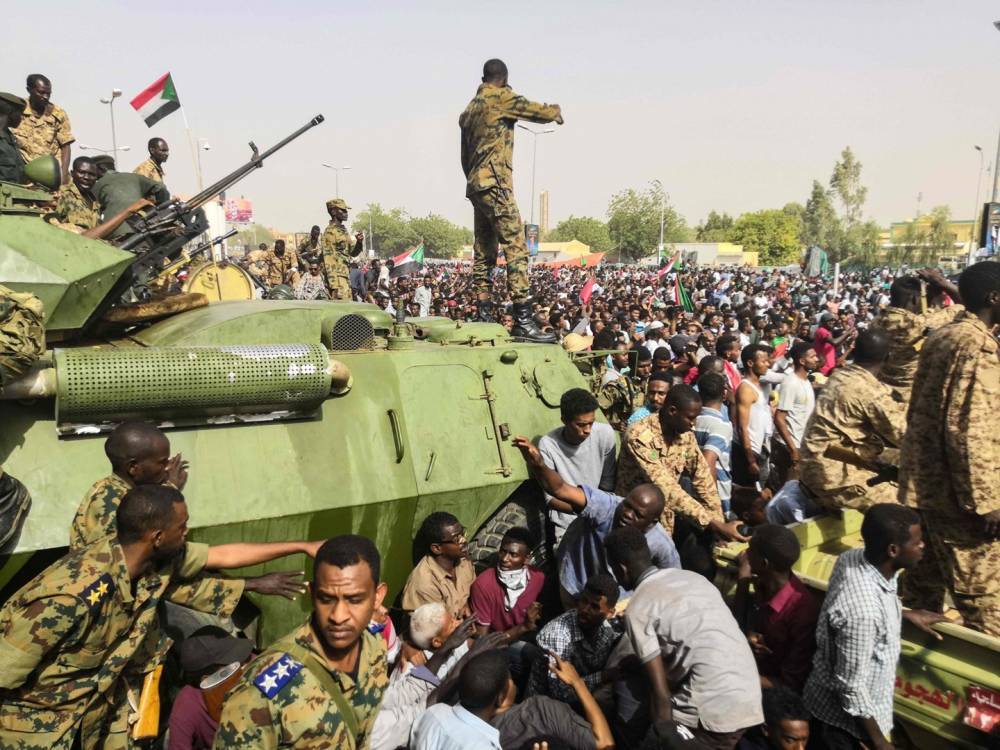 В Судане произошла новая попытка госпереворота, заговорщики арестованы&nbsp;— Al Arabiya