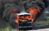 На Полтавщине на ходу загорелся пассажирский автобус