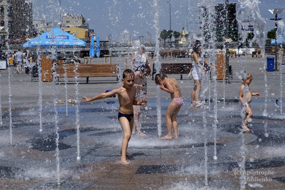 Немыслимая жара: В Киеве в июне зафиксировано несколько температурных рекордов