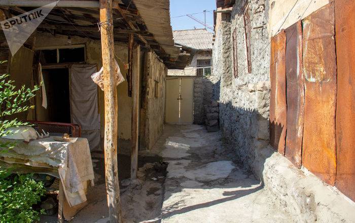 Мухлеж с квадратными метрами? Жители ереванского Конда требуют "перемерить" свои дома