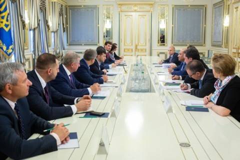 Президент Украины намерен продолжать сотрудничества с ЕБРР