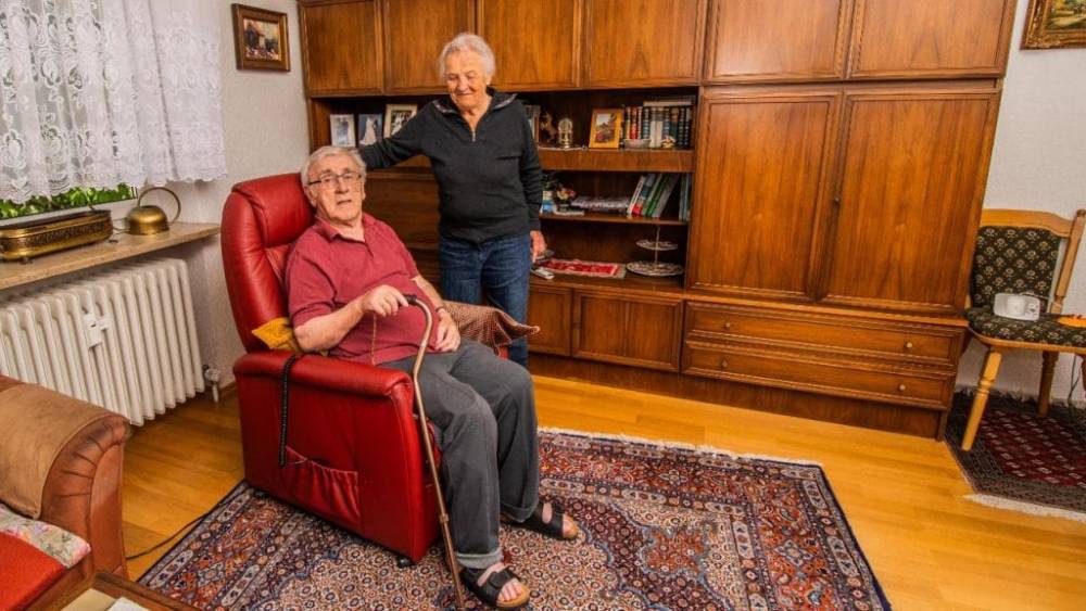 Пенсионерам из Мюнхена не хватает денег на дом престарелых