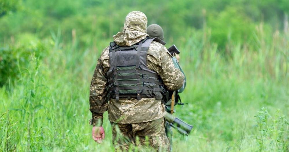 Среда прошла без потерь среди украинских военных, обнаружили схрон оружия. Ситуация на Донбассе