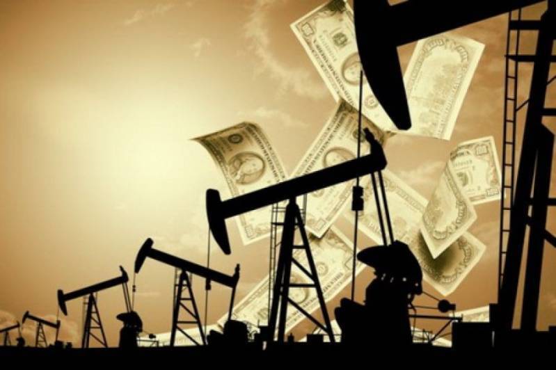 Мировые цены на нефть падают на 3%