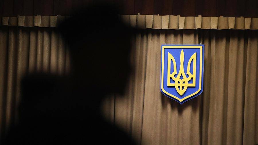 На Украине Порошенко и Гройсмана обвинили в узурпации власти