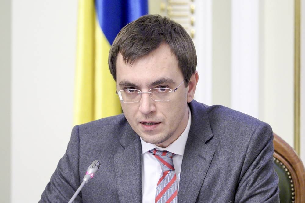 Украинский министр Омелян отказался принимать участие в выборах в Раду