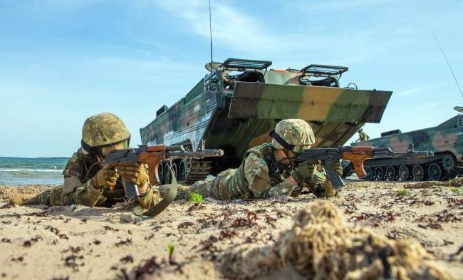 Силы НАТО отработали высадки десанта в Эстонии и Латвии