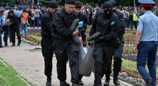 В Казахстане продолжаются акции протеста и массовые задержания