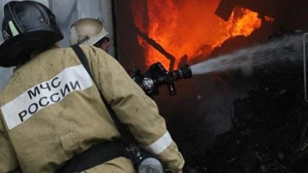 В Соль-Илецке сгорел гараж
