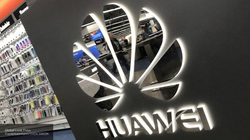 США сообщили срок исполнения запрета по Huawei