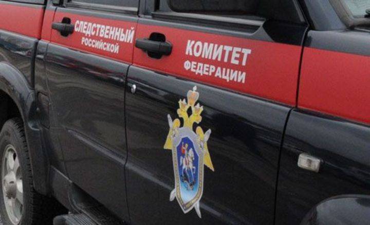 Мужчина умер во дворе многоэтажки в Воронеже