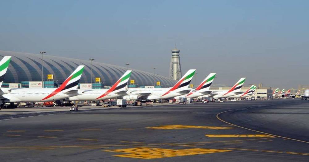 В аэропортах Дубая запретят одноразовую пластиковую посуду