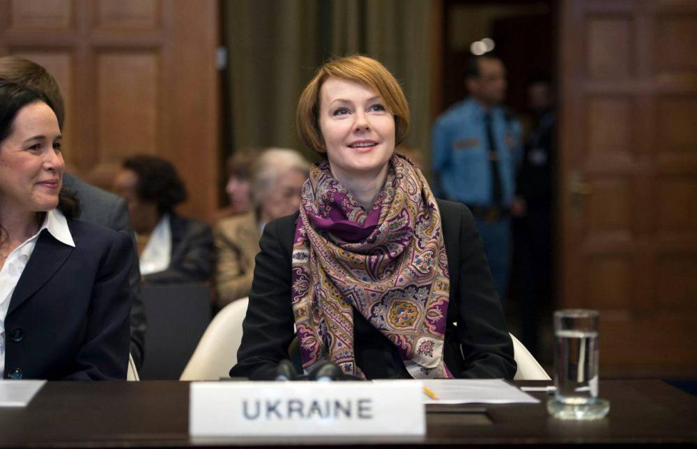 Зачем Украина отправила жиночку Зеркаль в Гаагу | Политнавигатор
