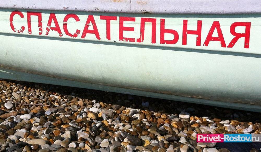 Опасно плавающих на судовому ходу школьников спасли в Ростове